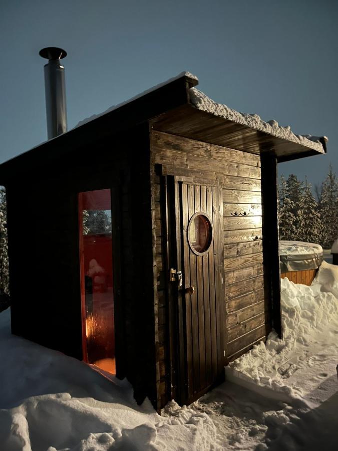 Holiday home With Sauna In